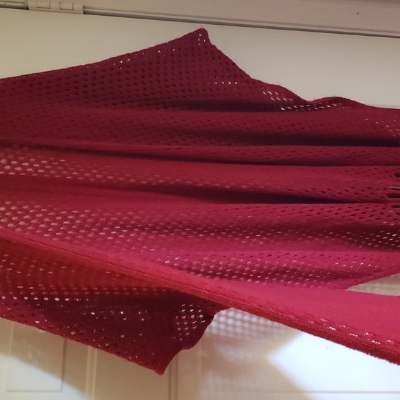 SALE‼️ Open knit fringe Kimono - Picture 3 of 3